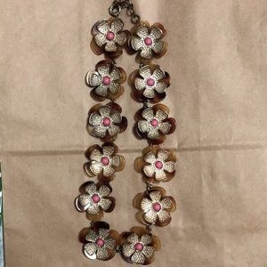 Unknown Branded Necklace of Tortoise Floral with Pink Center